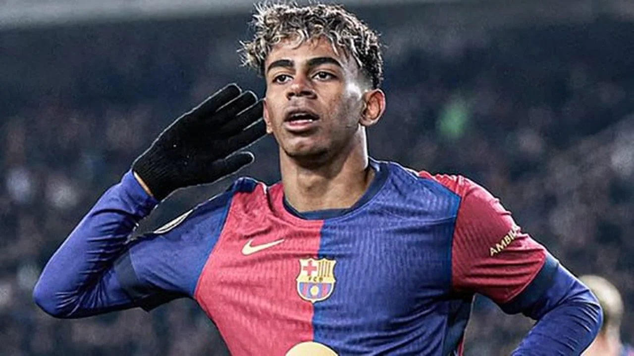 عصر النجوم الرقمي.. دور الشبكات الاجتماعية في تعزيز قيمة اللاعبين